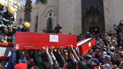 صور| محافظ الإسكندرية: حادث الانفجار لن يزيد المصريين إلا إصرارا على نزول الانتخابات