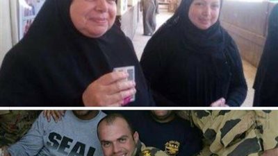 والدة الشهيد 