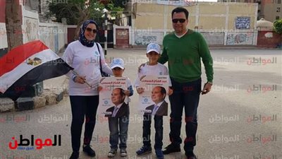 صور| الإعلامية مروة شتله بصحبة زوجها شريف فؤاد أثناء التصويت بالانتخابات الرئاسية