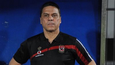 البدري يصل الإمارات لقيادة الأهلي أمام الفجيرة 