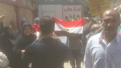 أهالي إمبابة يصوتون فى انتخابات الرئاسة المصرية 2018 على أنغام 