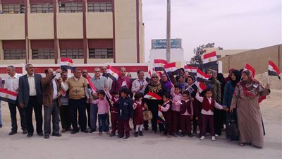 رئيس مدينة راس سدر يشارك في مسيرة للحث على المشاركة في الانتخابات الرئاسية