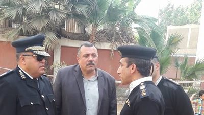 حكمدار الجيزة وقيادات المديرية وسط الناخبين بشارع فيصل 