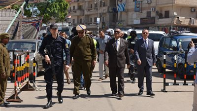 مدير أمن البحيرة ومساعد الوزير لغرب الدلتا يتفقدان لجان الانتخابات الرئاسية بدمنهور (صور)