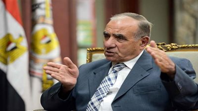 الانتخابات المصرية 2018 .. وزير التنمية المحلية: اللجان تغلق الساعة التاسعة مساءًا ولا صحة لغلقها في الثامنة