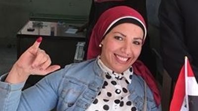 النائبة جهاد إبراهيم تدلي بصوتها: السيسي رئيسي وأفتخر وتناشد الجميع بعدم الهروب من المسئولية