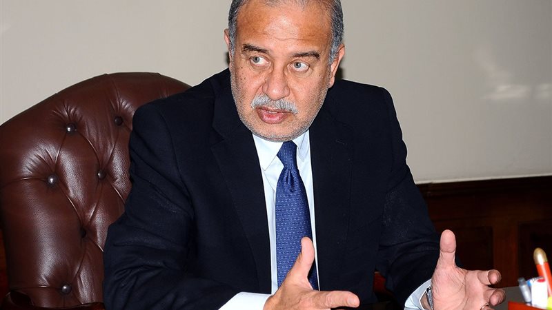 تواصلت مع سبعة محافظين