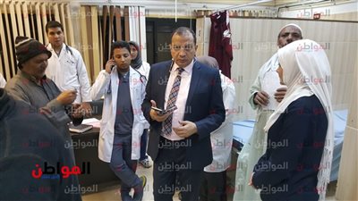 رئيس جامعة بني سويف يتفقد طوارئ المستشفى الجامعي ويحيل العاملين للتحقيق (صور)