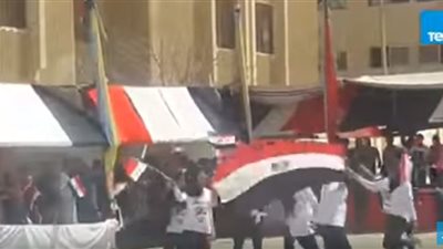 فتيات حملة 