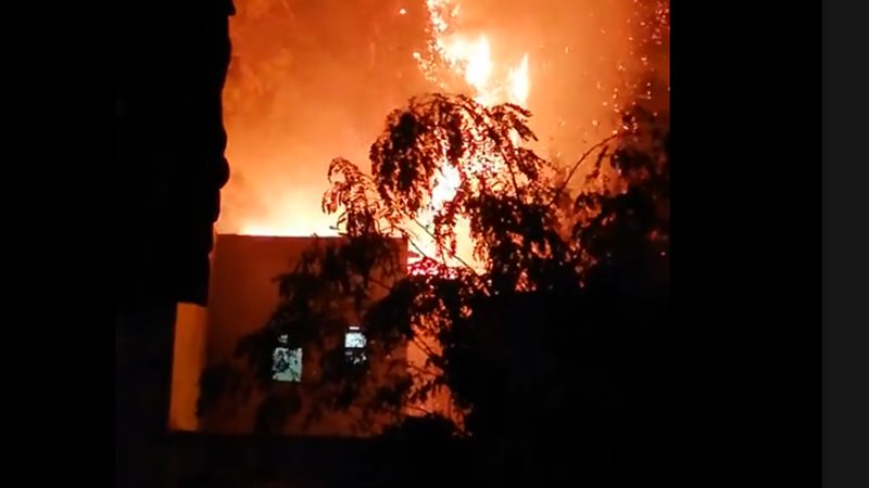  حريق فى إحدى العقارات