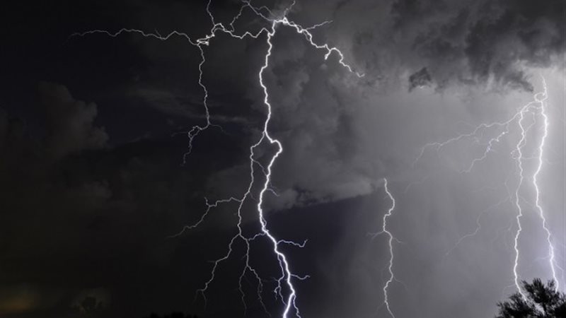 أمطار رعدية