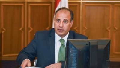 محافظ الإسكندرية يتابع  سير العملية الانتخابية المصرية 2018 من داخل غرفة العمليات