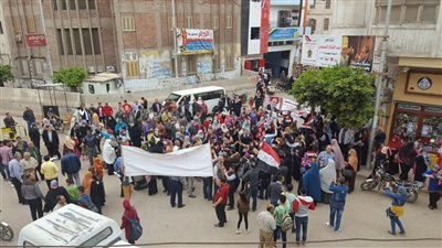 فيديو|مسيرات نسائية بالأغاني الوطنية في دمياط آخرأيام الانتخابات الرئاسية