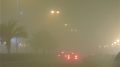 عاصفة ترابية تحجب الرؤية في البلاد.. وقوات تأمين اللجان 