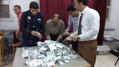 نتائج انتخابات الرئاسة| 1932 صوتاً للسيسي مقابل 46 لـ