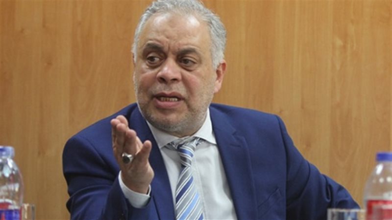 أشرف ذكي نقيب المهن