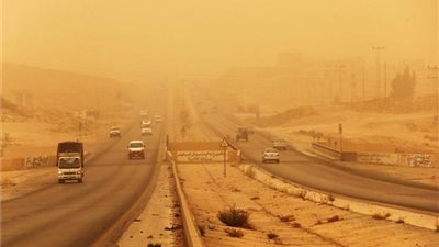 الأرصاد الجوية تكشف أسباب هبوب العاصفة الترابية