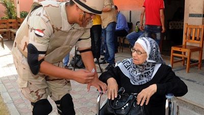 من الانتخابات إلى الحدود.. قواتنا المسلحة: إيد تؤمن وآخرى تحفظ 