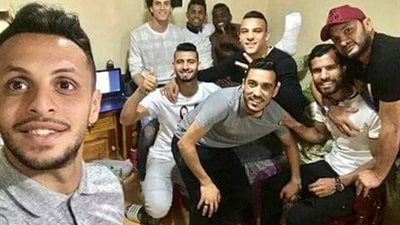 لاعبي الإسماعيلي في زيارة لكالديرون عقب العملية الجراحية 