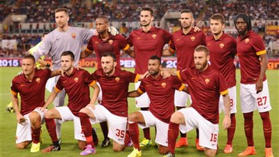 نجم روما يحذر برشلونة قبل موقعة دوري الأبطال