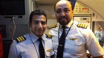 الحضري يوجه الشكر لطاقم طائرة المنتخب