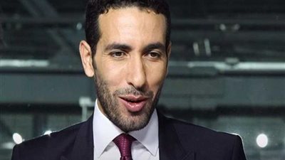 مفاجأة.. أبو تريكة يتراجع عن عودته إلى القاهرة