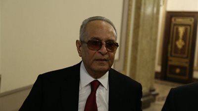أبو شقة في أول تصريحاته: سيظل شعار الوفد 