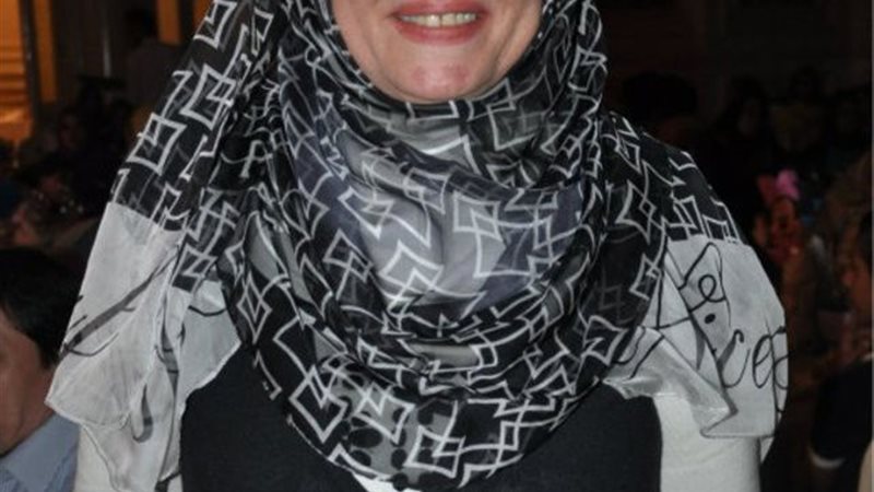هالة فاخر 