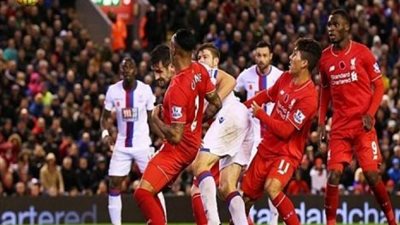 الحكم يحرم ليفربول من ضربة جزاء صحيحة أمام كريستال بالاس