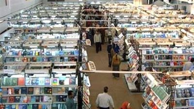 فيديو| جناح للأزهر وكتب مجانية وفتاوى مباشرة بمعرض الإسكندرية للكتاب 