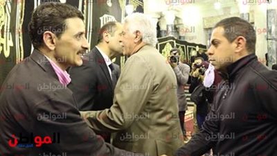 حسن شحاتة ونجله كريم يقدمان واجب العزاء في والدة إيهاب لهيطة 