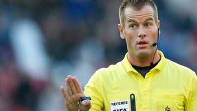 الاتحاد الأوروبي يعلن حكم قمة برشلونة وروما بدوري الأبطال