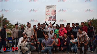 فيديو| ميدان الشهيد هشام بركات يشتعل بأعلام مصر وصور السيسي