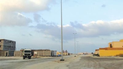 أهالي حي الساحل يستغيثون لرفع الإشغالات وإعادة إنارة الشوارع