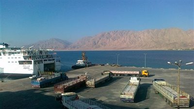 ميناء نويبع يستعد اليوم لاستقبال 327 راكب ومغادرة 33 براد