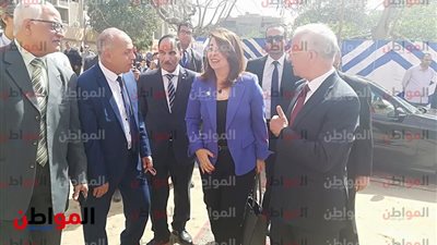 صور| وصول غادة والي إلى مركز رعاية أطفال التوحد بالمطرية