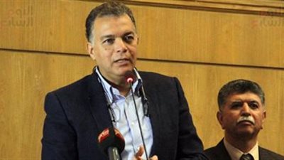 وصول وزير النقل إلي الإسكندرية لتدشين  تجارب الرصيف للقاطرتين (تحيا مصر 1، 2)