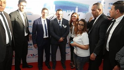 صور| افتتاح معرض أفيشات أفلام أحمد السقا في المغرب