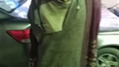 أهالي كفر الشيخ يعتدون على شاب مشرد بالضرب 