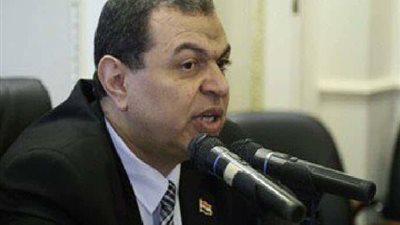 وزير القوى العاملة يهنئ الأخوة الأقباط.. وشم النسيم أجازة بأجر كامل للقطاع الخاص 