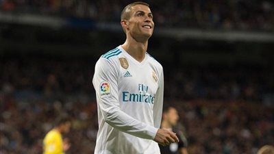 رونالدو يفاجئ فريقه القديم في إسبانيا