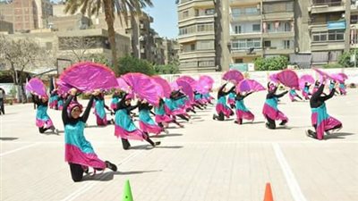مدرسة أنصاف سري تحتفل بعيد الأم ويوم اليتيم 