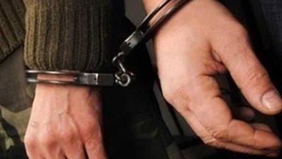 ضبط طالب وعامل يتاجران بالمواد المخدرة بالزيتون