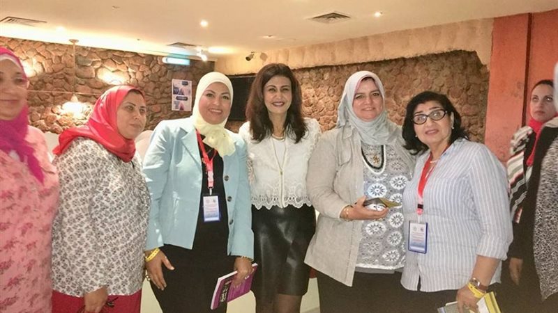 سها عيد أثناء المؤتمر