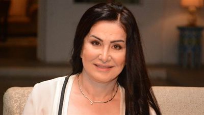 بعد مرورها من أزمتها الصحية.. وفاء سالم تطمئن جمهورها