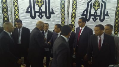 علي عبدالعال يقدم واجب العزاء في وفاة زوجة 