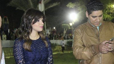 صور| إيمان الحصري تشارك في احتفالية الأورمان بعرس الشباب الأيتام