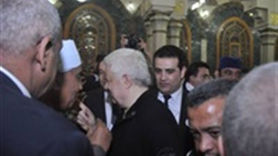 فيديو وصور| الإمام الأكبر ومرتضى منصور وأبو العنين على رأس وفود عزاء زوجة وكيل النواب