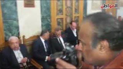 فيديو| اللواء كمال الدالي يصل إلى عزاء زوجة وكيل النواب