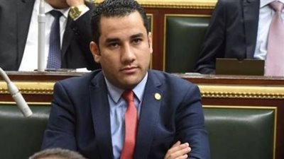 وكيل حقوق الإنسان بالبرلمان يهنئ الأخوة الأقباط عبر 